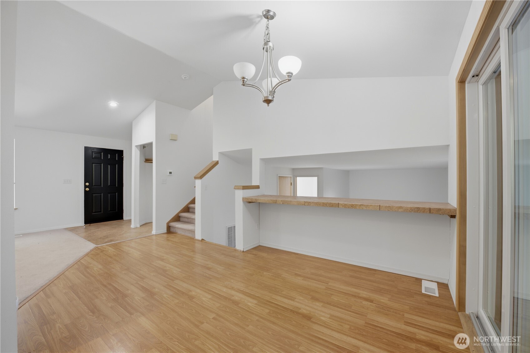 8716 17th Street Property Photo 7