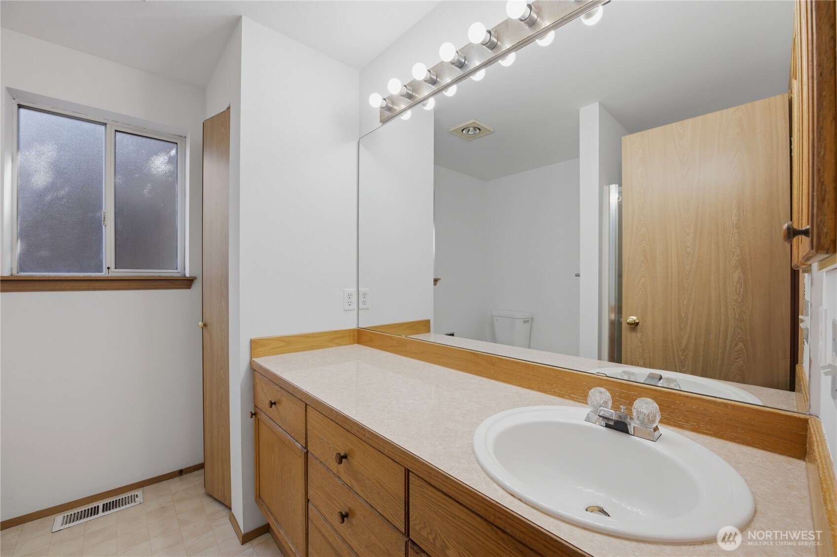 8716 17th Street Property Photo 17