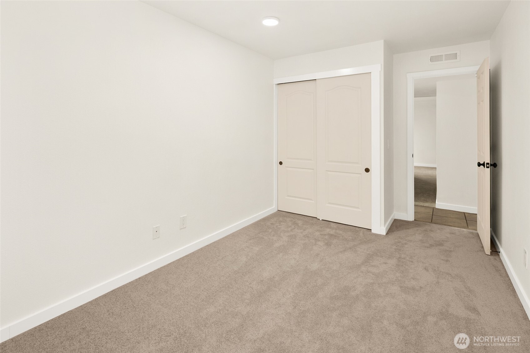 14014 Juanita Drive B2 Property Photo 11