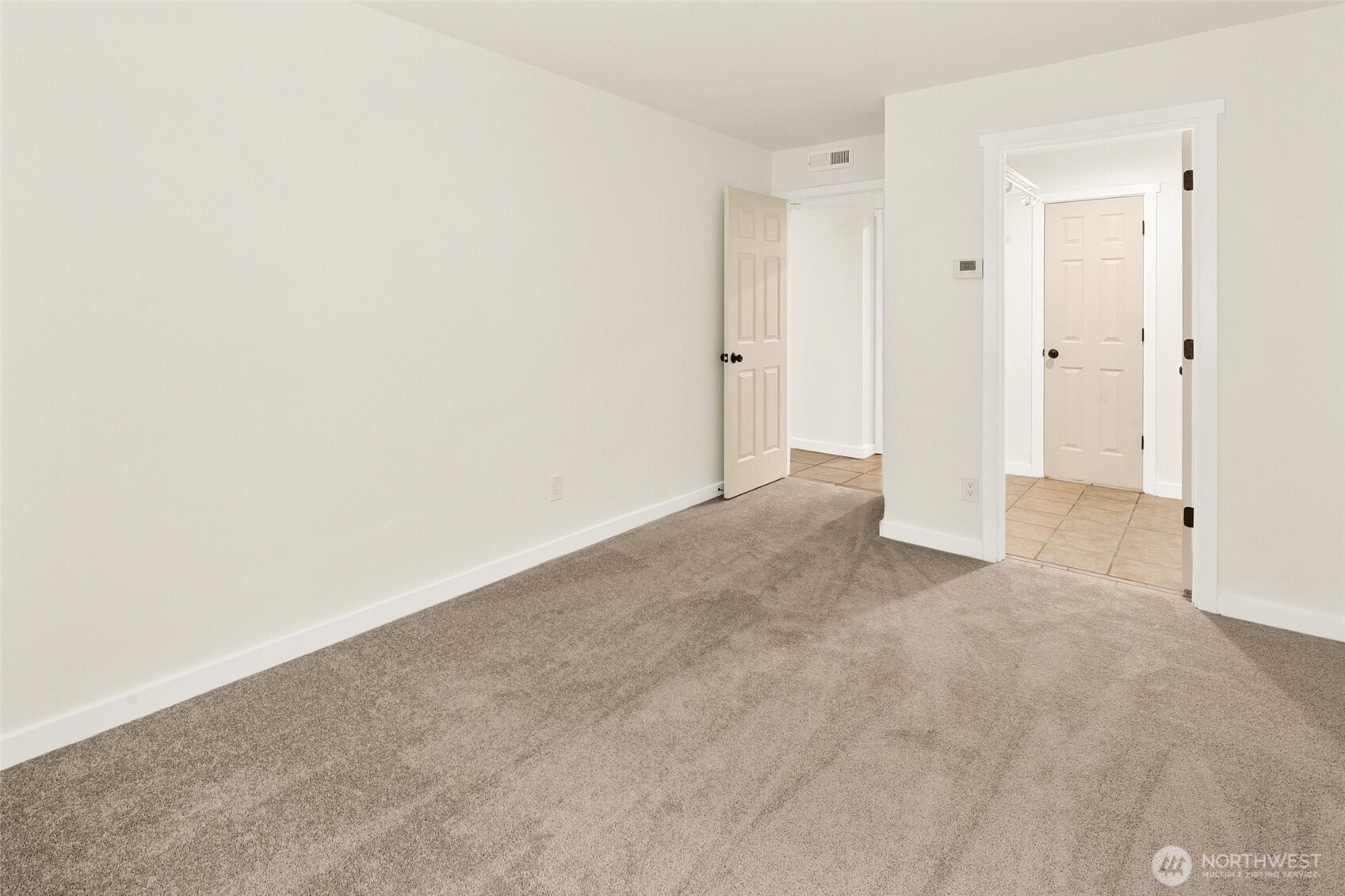 14014 Juanita Drive B2 Property Photo 12
