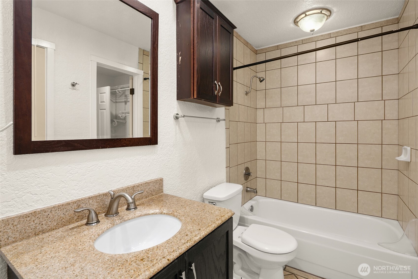 14014 Juanita Drive B2 Property Photo 13