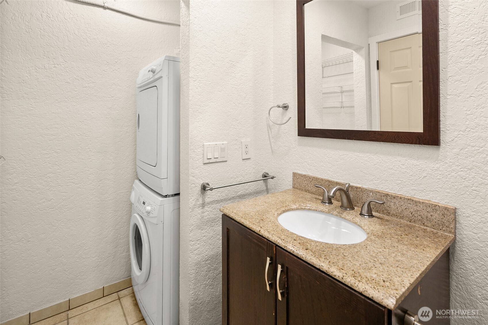 14014 Juanita Drive B2 Property Photo 15