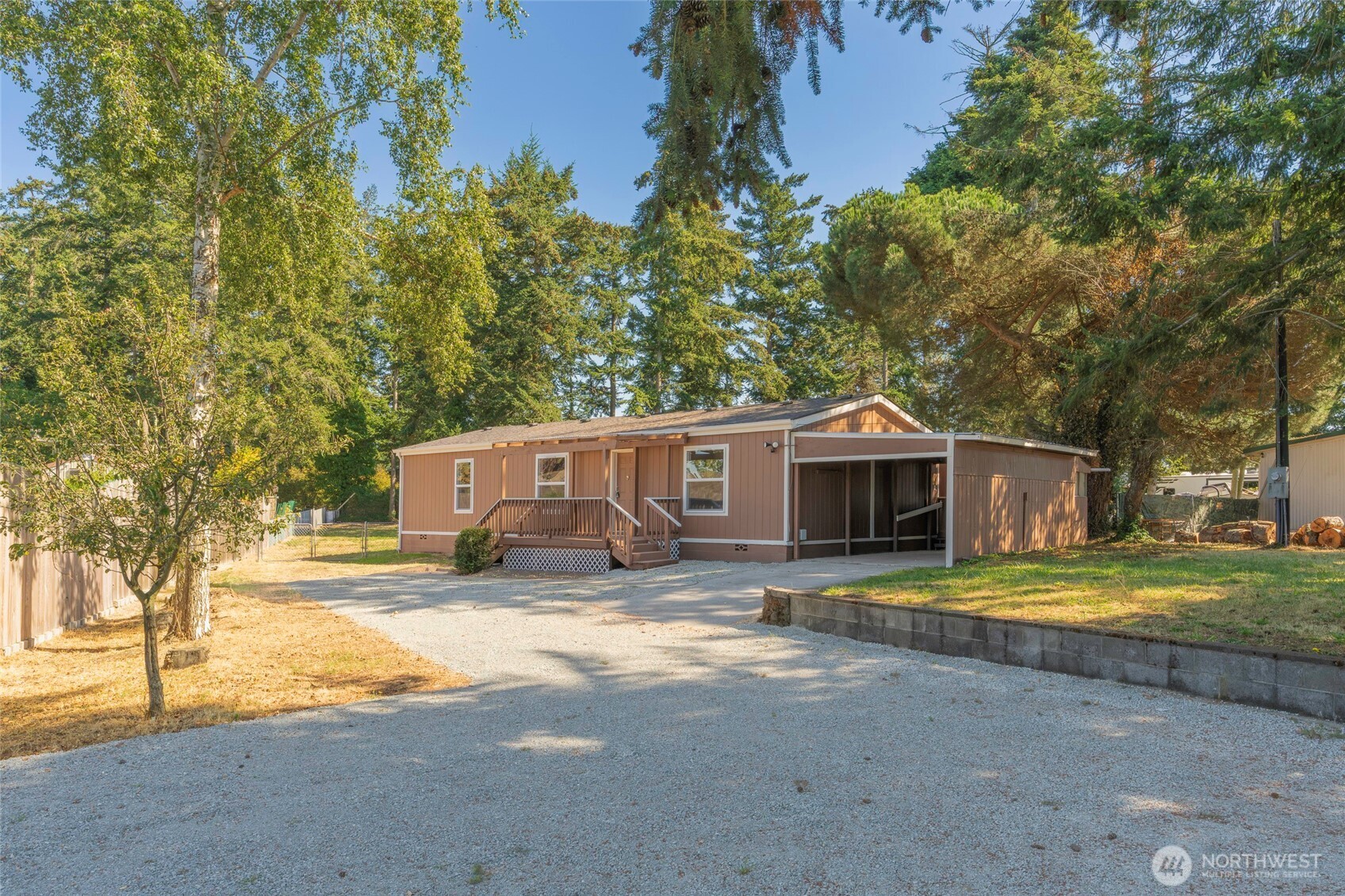 1004 Diane Avenue Property Photo 1