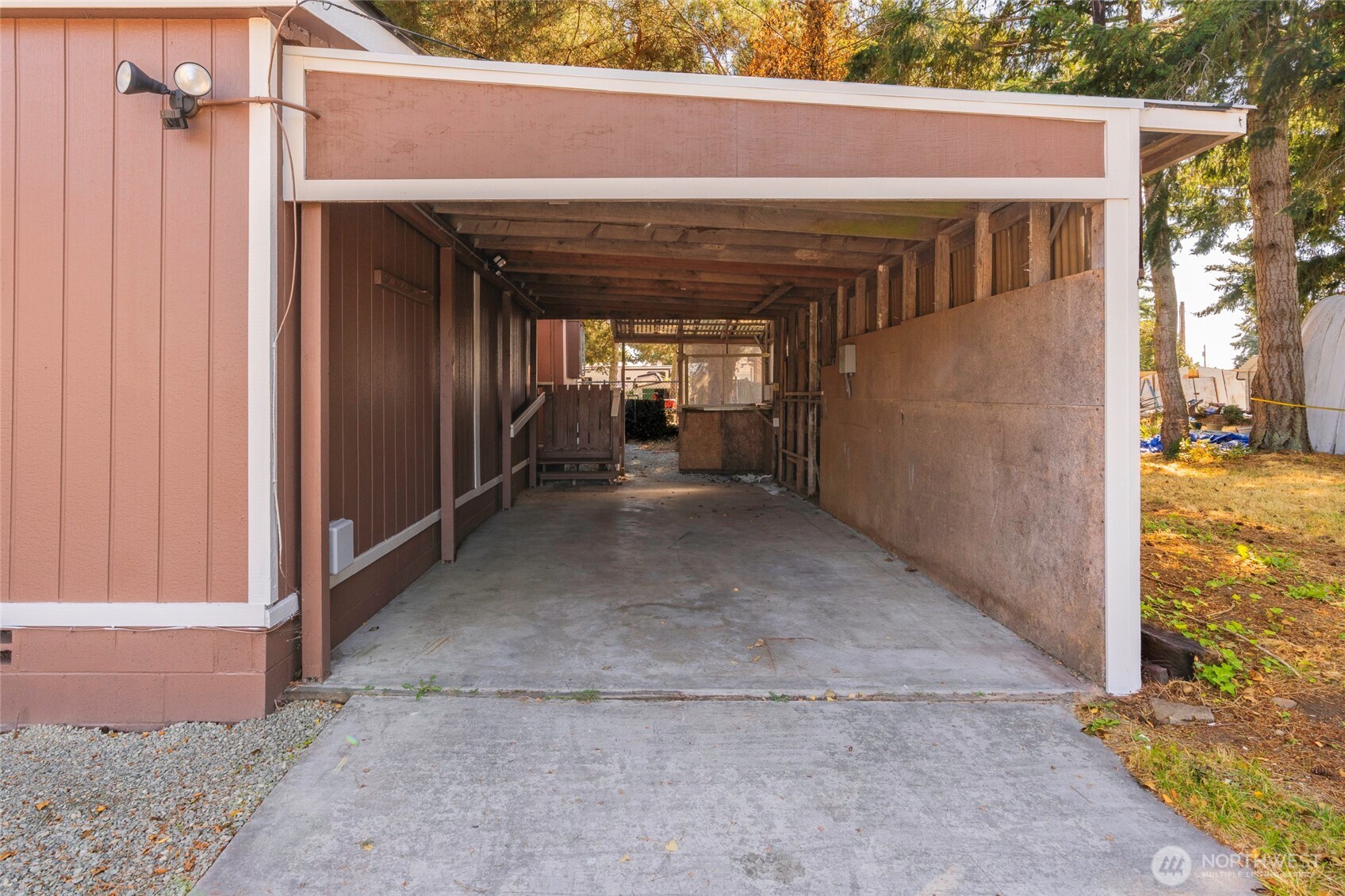1004 Diane Avenue Property Photo 3