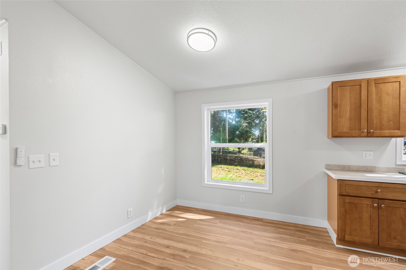 1004 Diane Avenue Property Photo 15