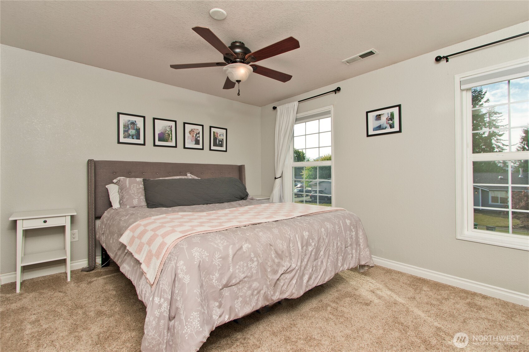 2871 Initial Avenue Property Photo 8