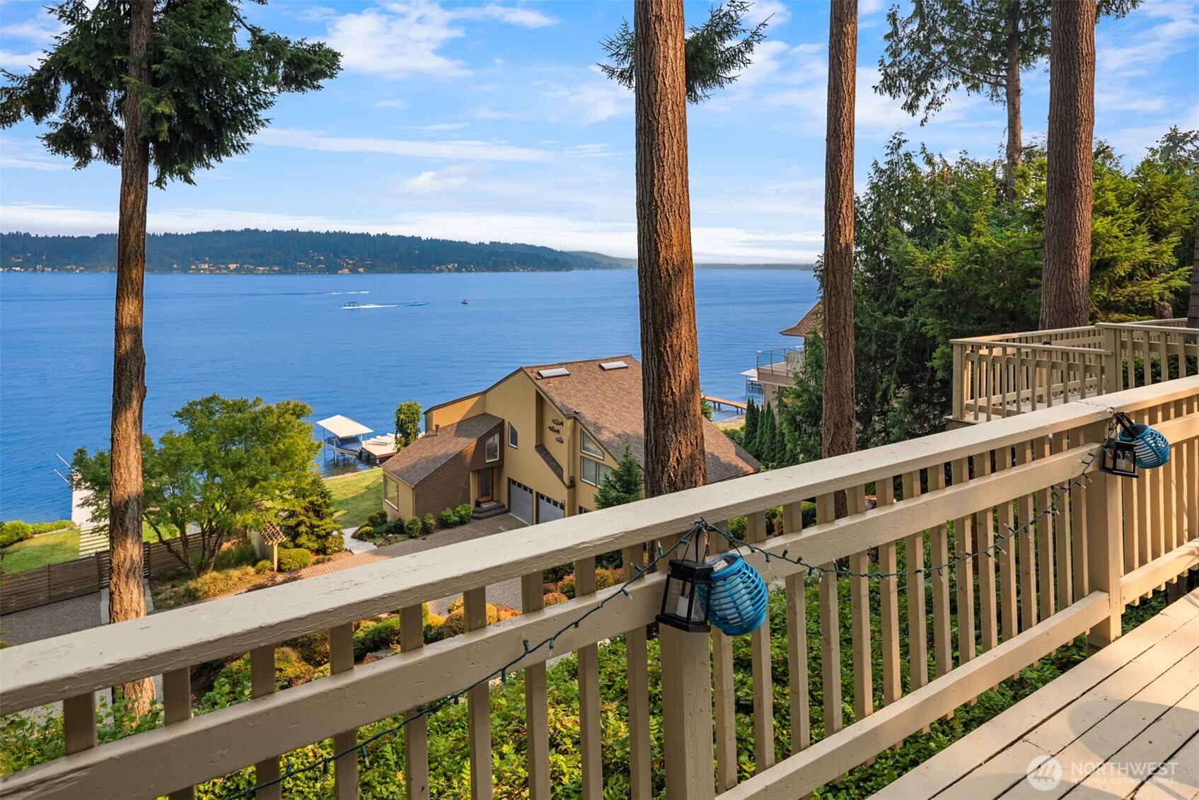1602 W Lake Sammamish Parkway Property Photo 6