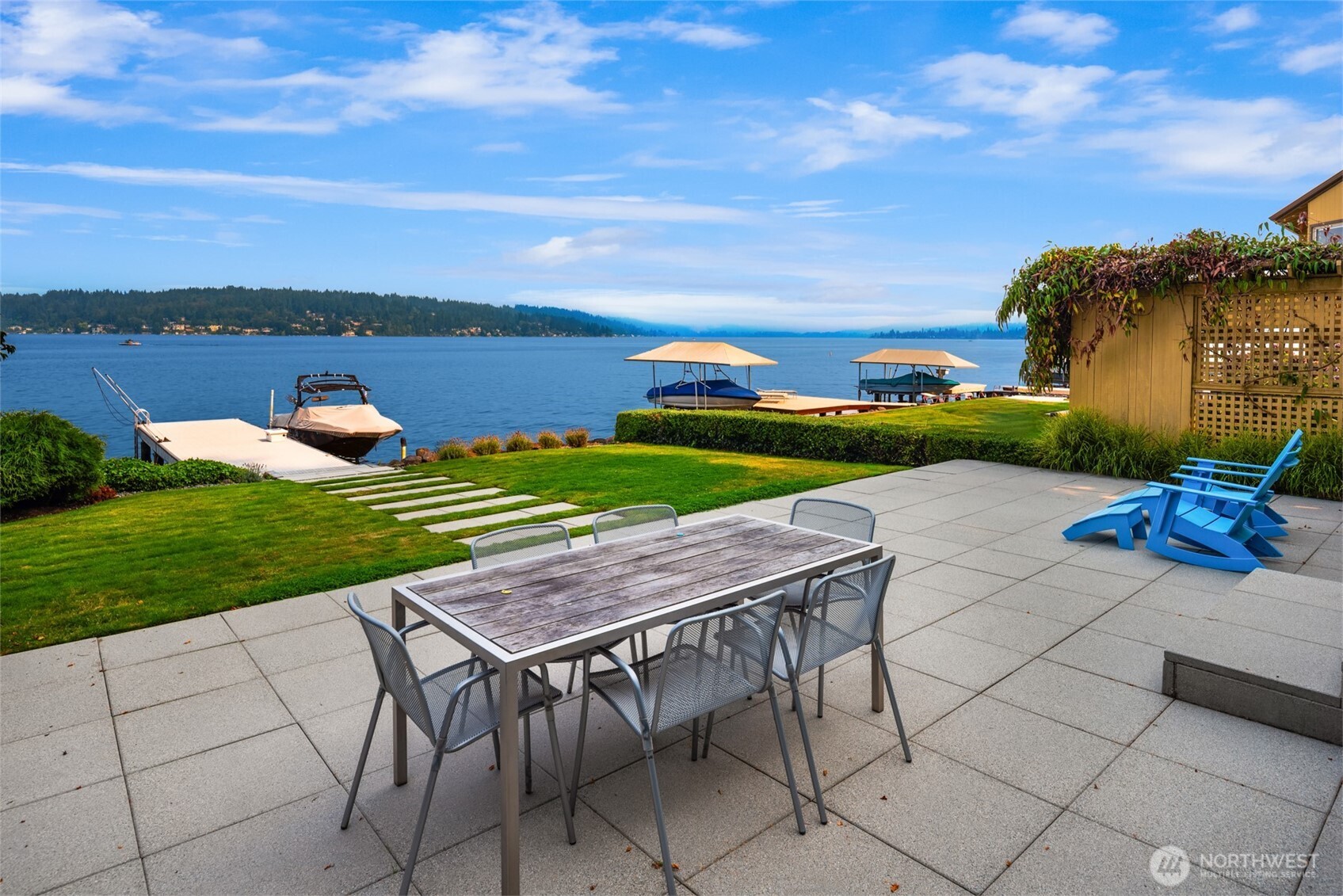 1602 W Lake Sammamish Parkway Property Photo 8