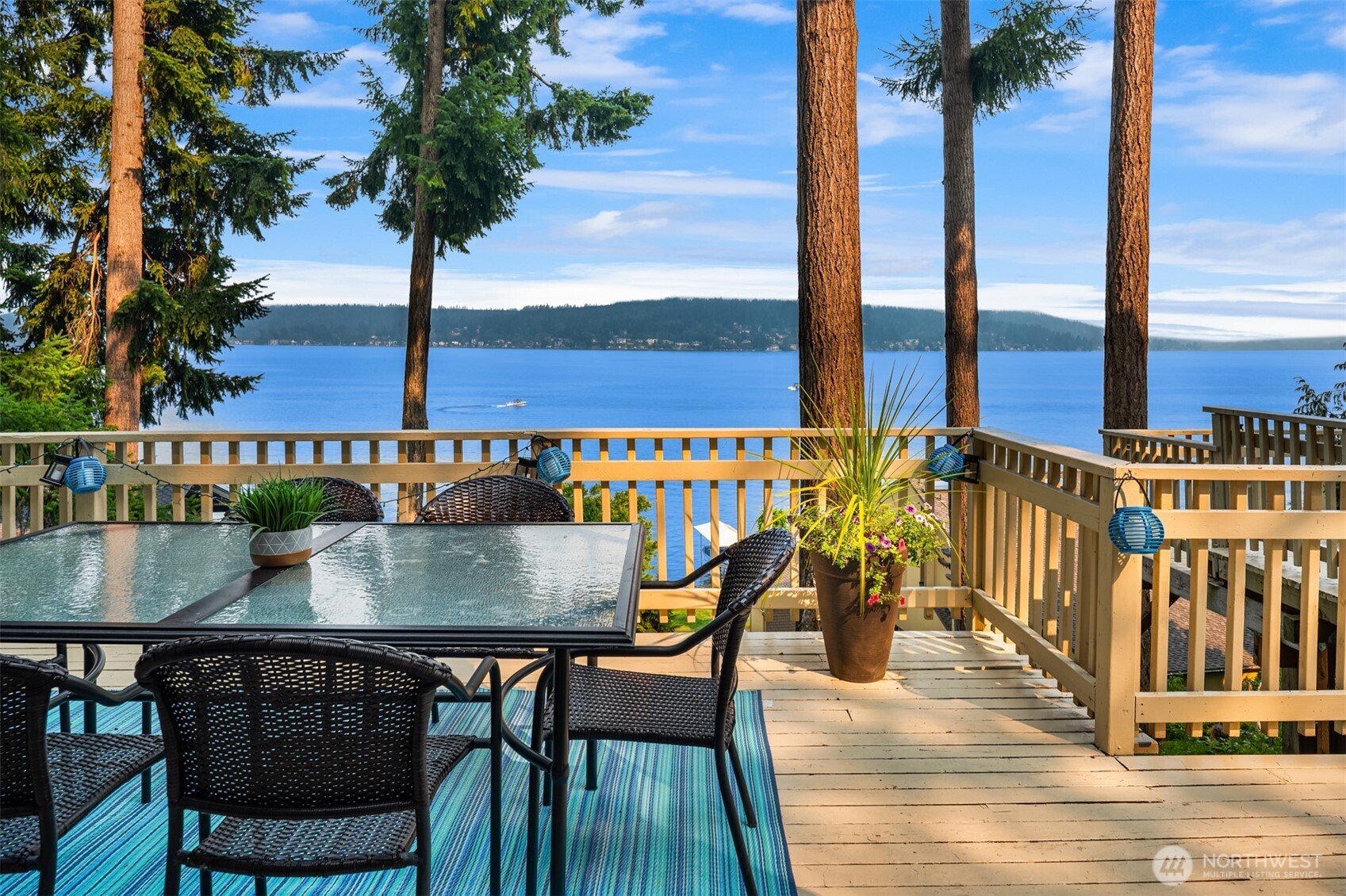 1602 W Lake Sammamish Parkway Property Photo 10