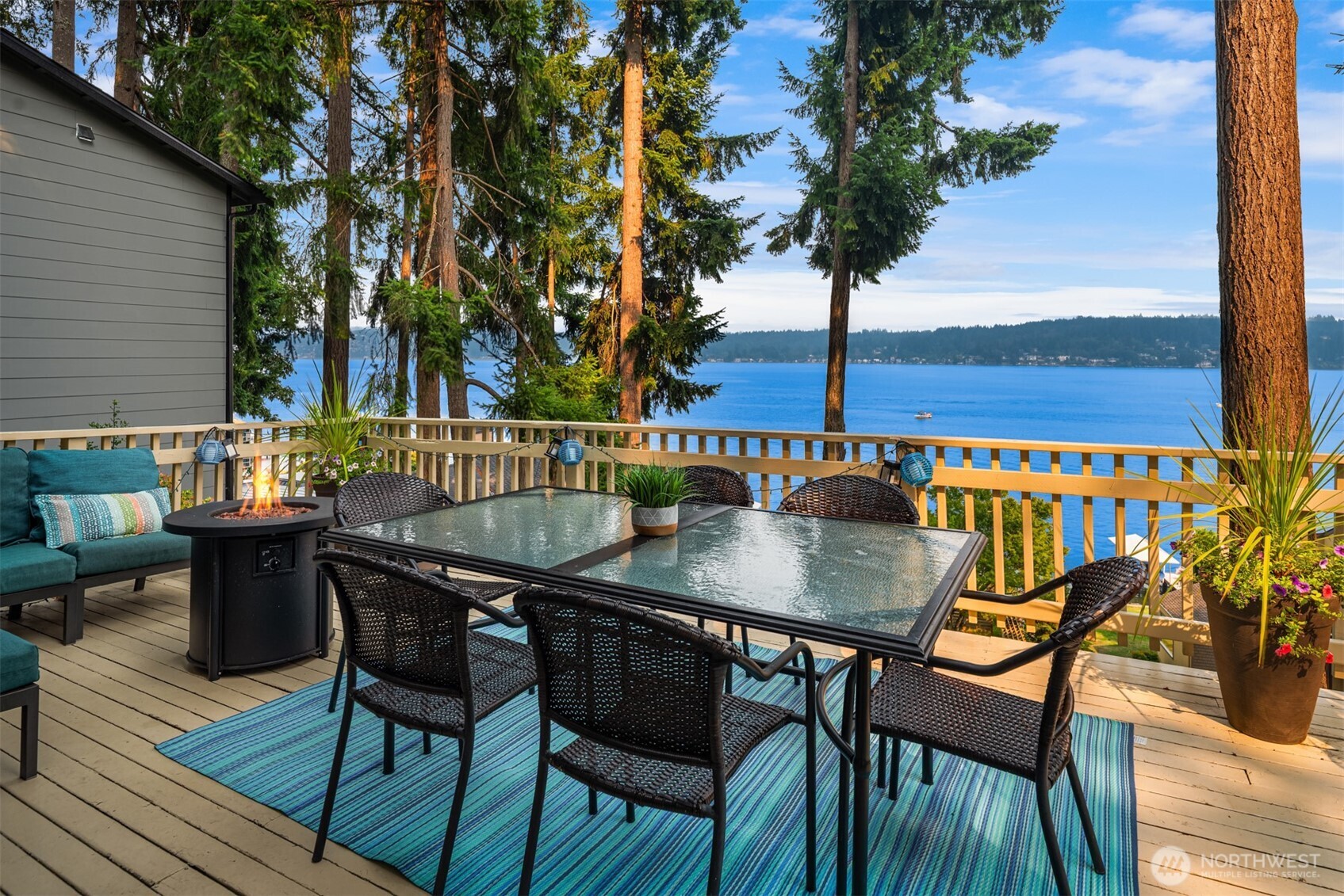 1602 W Lake Sammamish Parkway Property Photo 11