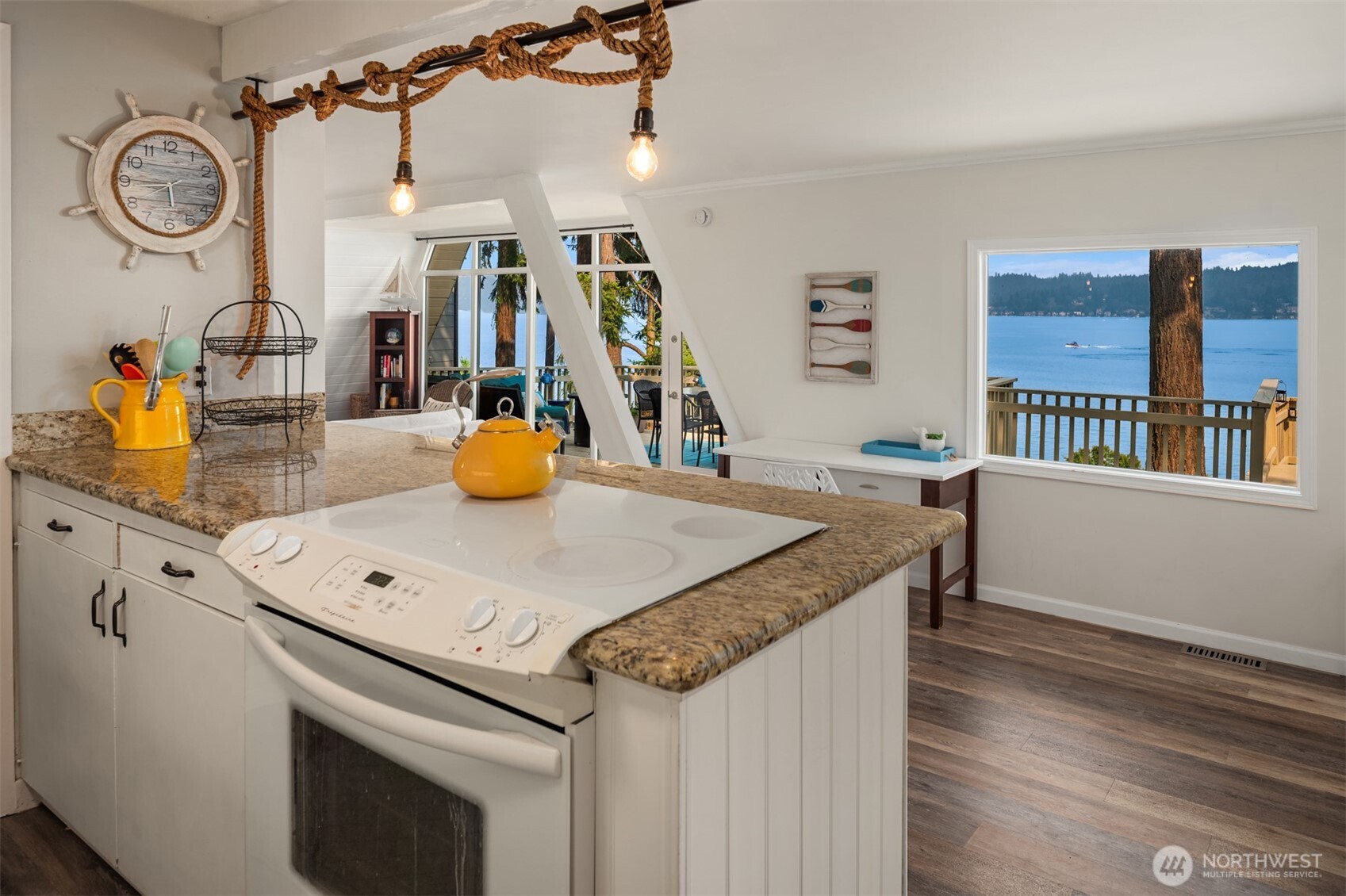 1602 W Lake Sammamish Parkway Property Photo 28