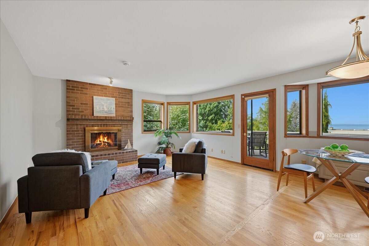 15508 72nd Avenue Property Photo 6