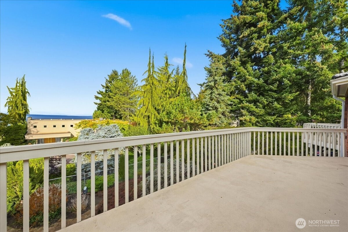15508 72nd Avenue Property Photo 25