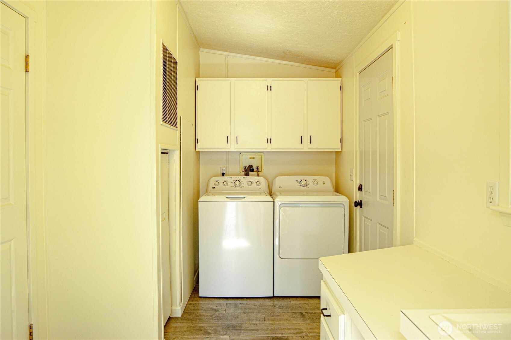 1563 Port Williams Road Property Photo 22