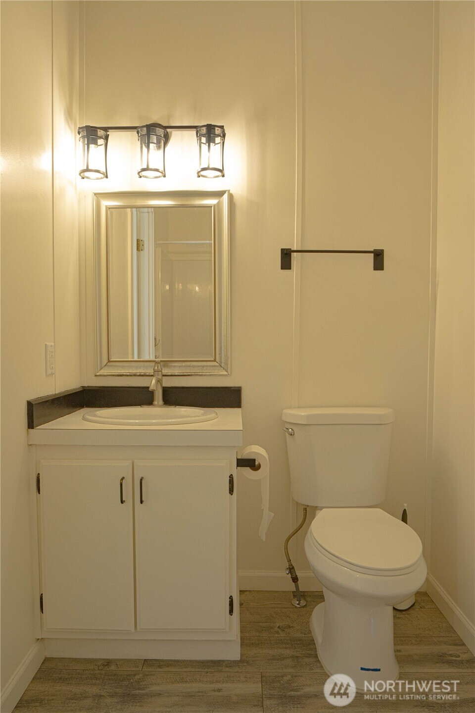 1563 Port Williams Road Property Photo 27