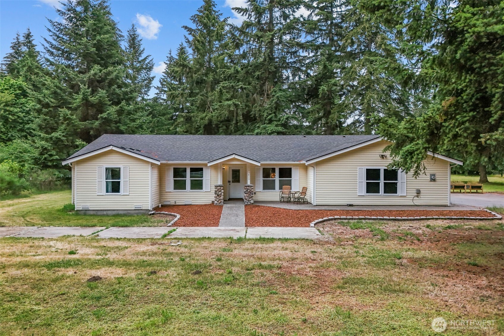 15839 Ordway Drive Property Photo 1
