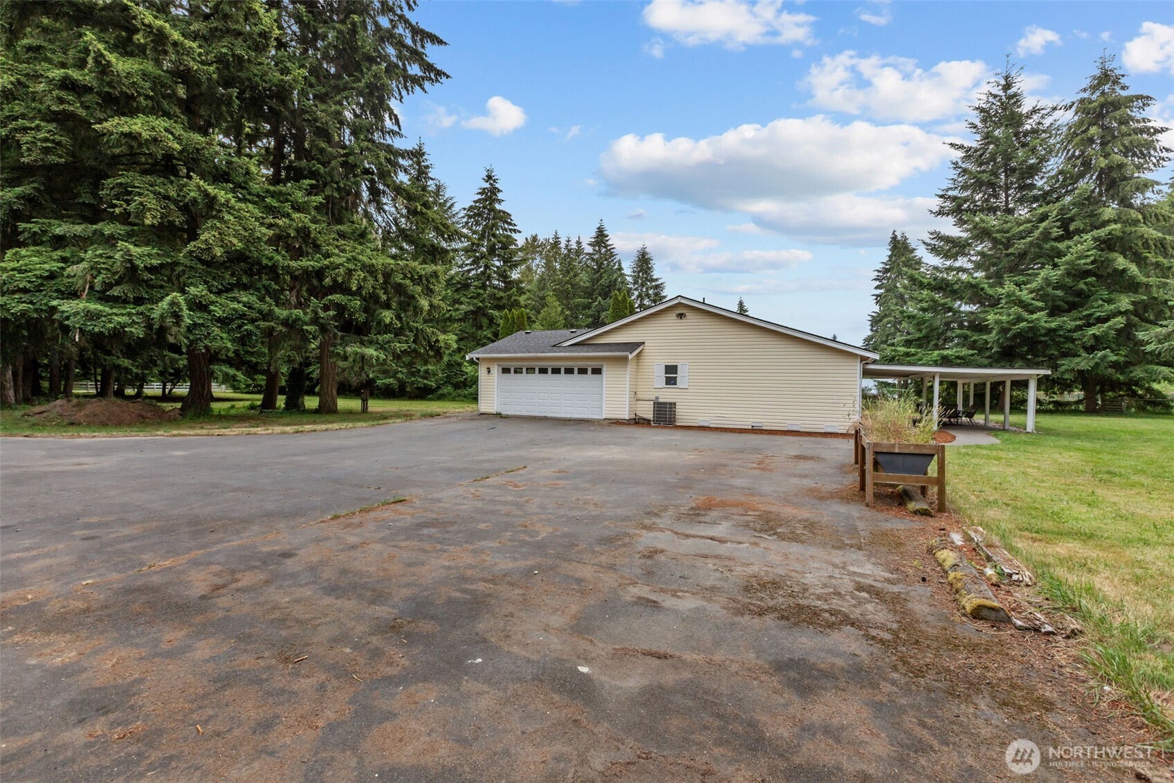 15839 Ordway Drive Property Photo 37