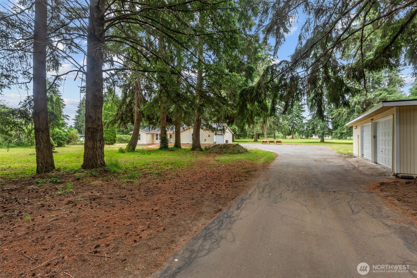 15839 Ordway Drive Property Photo 38