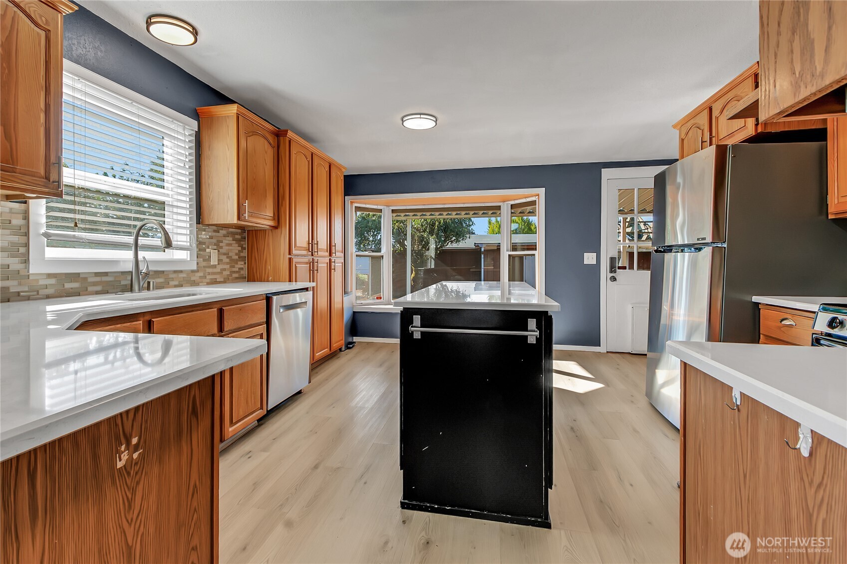 922 6th Avenue Property Photo 10