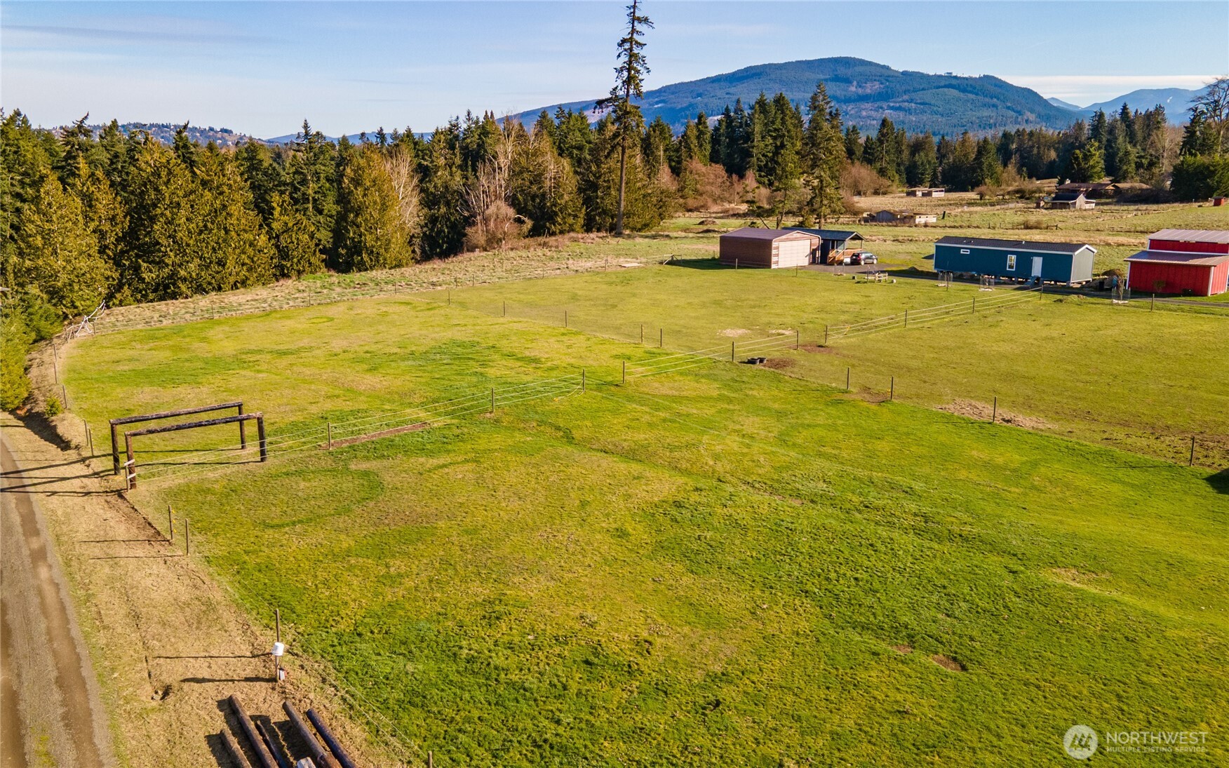 98 Lone Fir Lane Property Photo 32