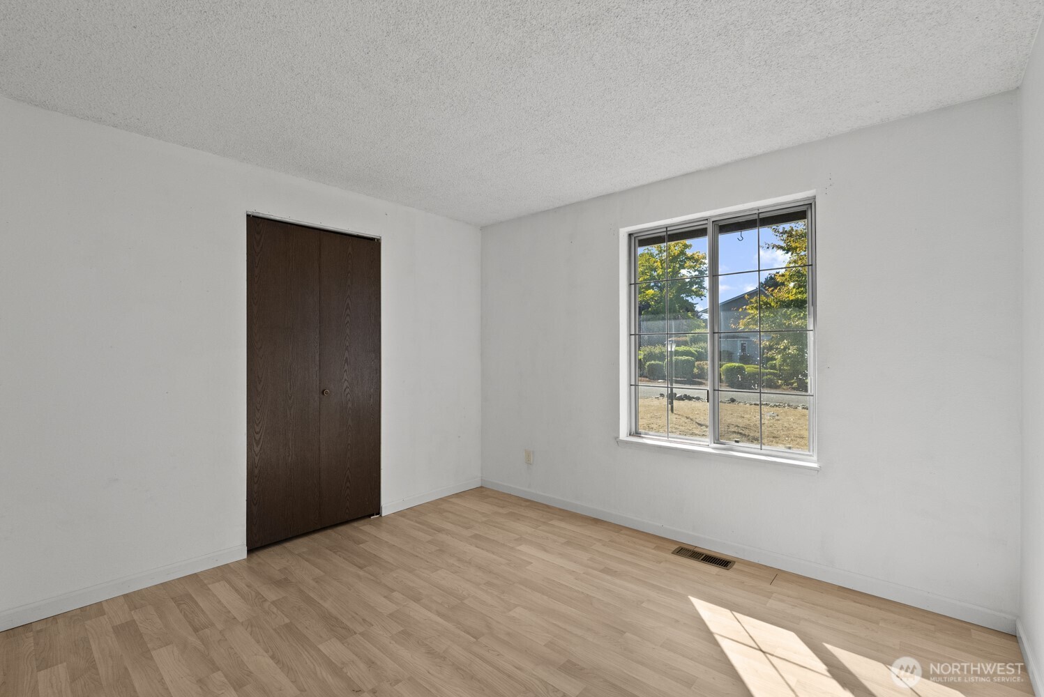 7515 97th Avenue Property Photo 18