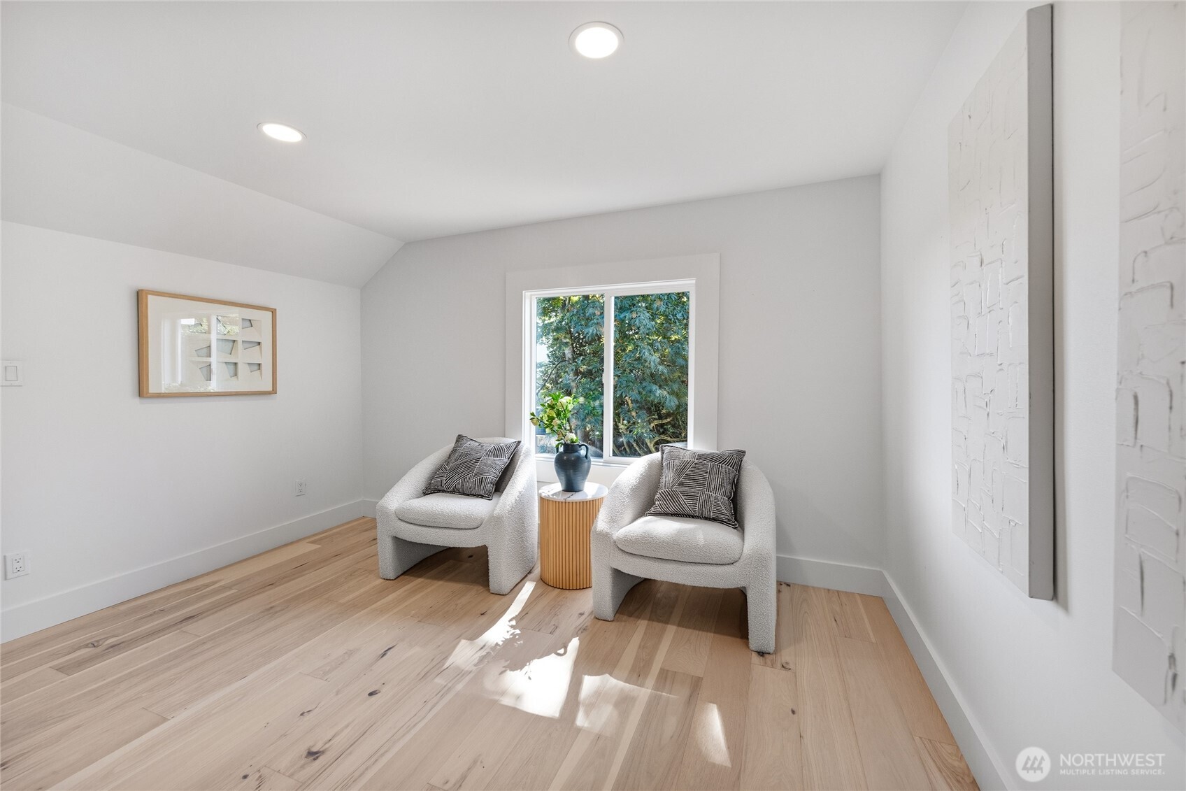 317 Ne 58th Street Property Photo 19