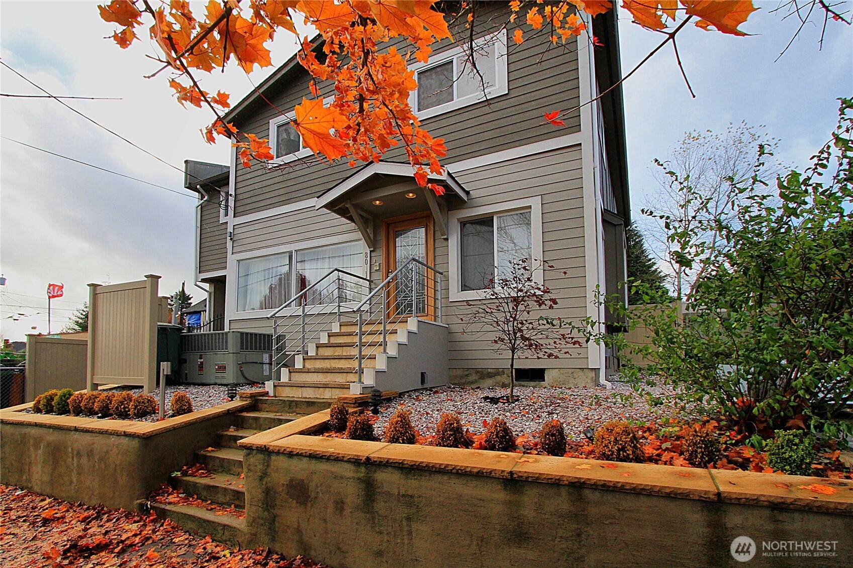 8011 Aurora Avenue Property Photo 1
