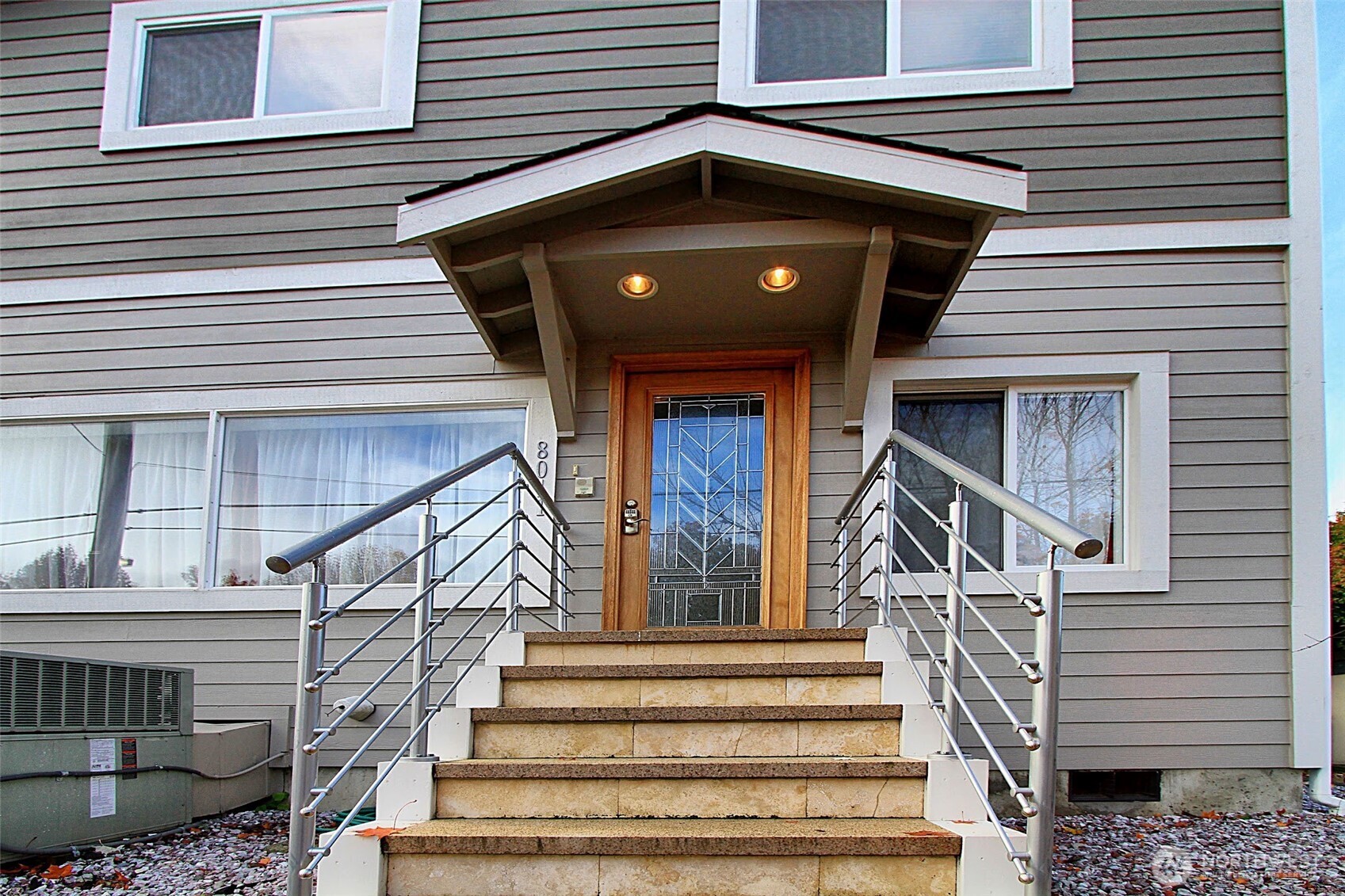 8011 Aurora Avenue Property Photo 2