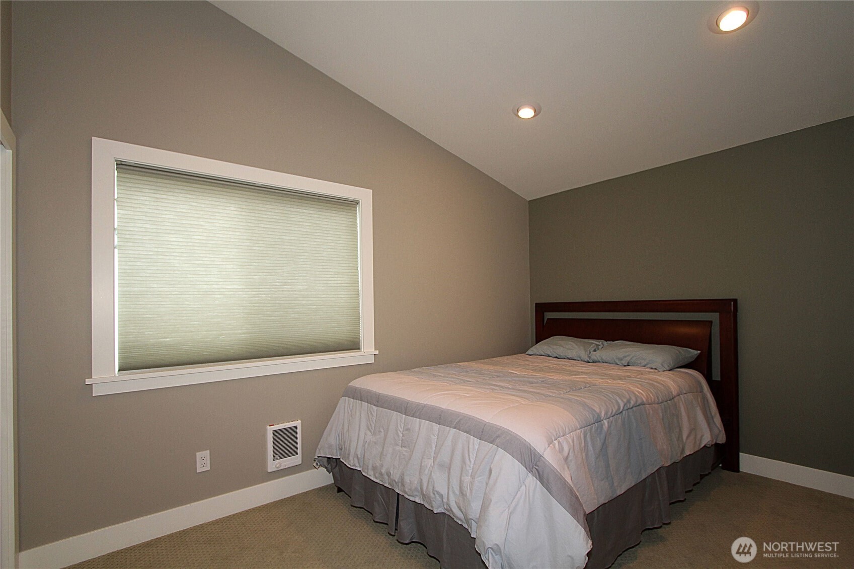 8011 Aurora Avenue Property Photo 16