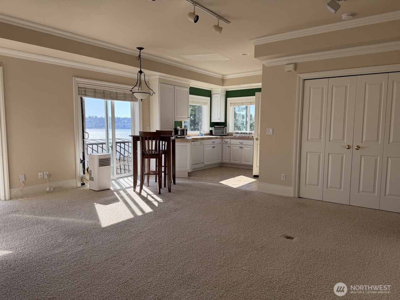 10925 81st Pl Property Photo 11