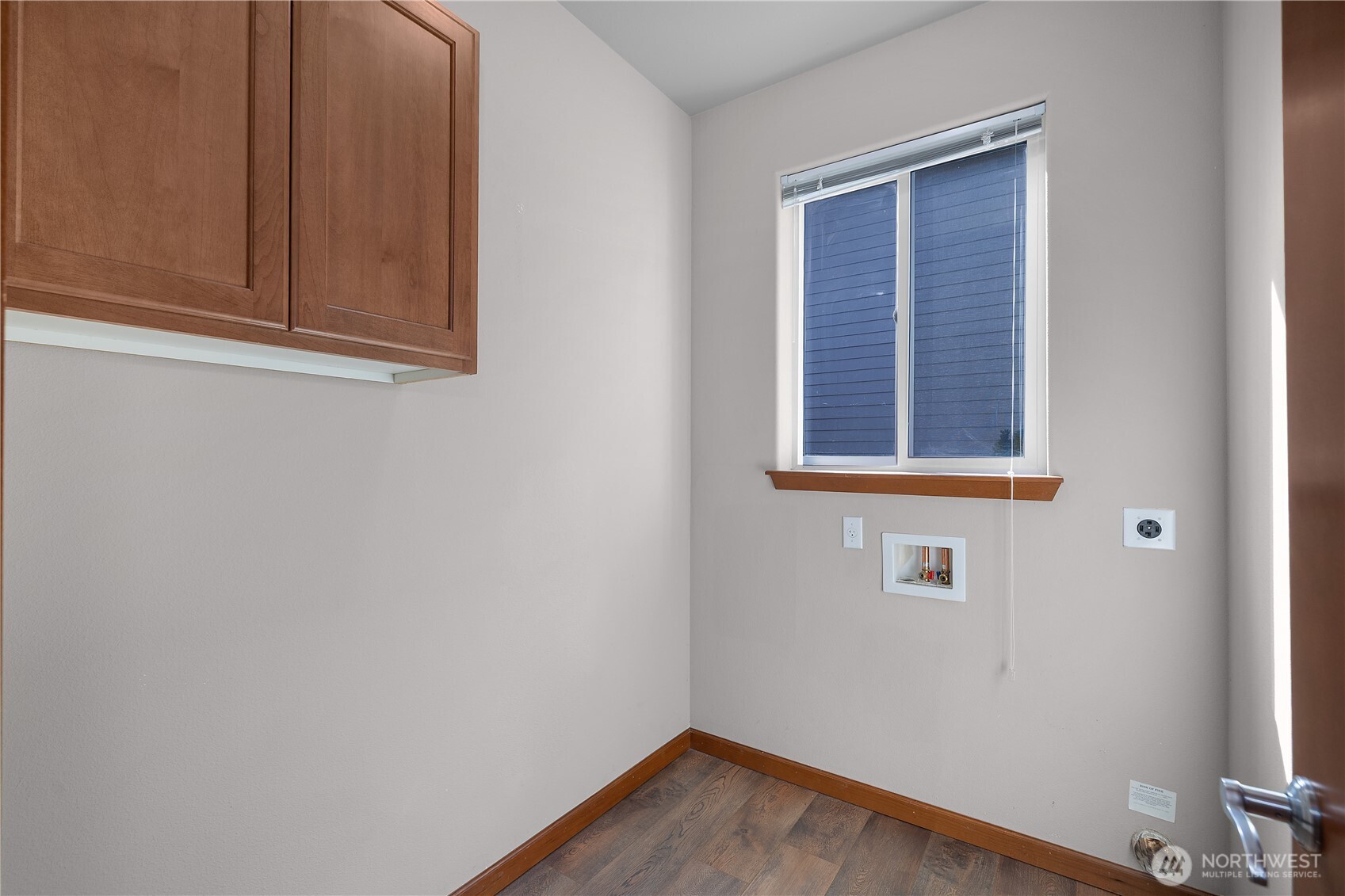 4634 Rochelle Street Property Photo 15