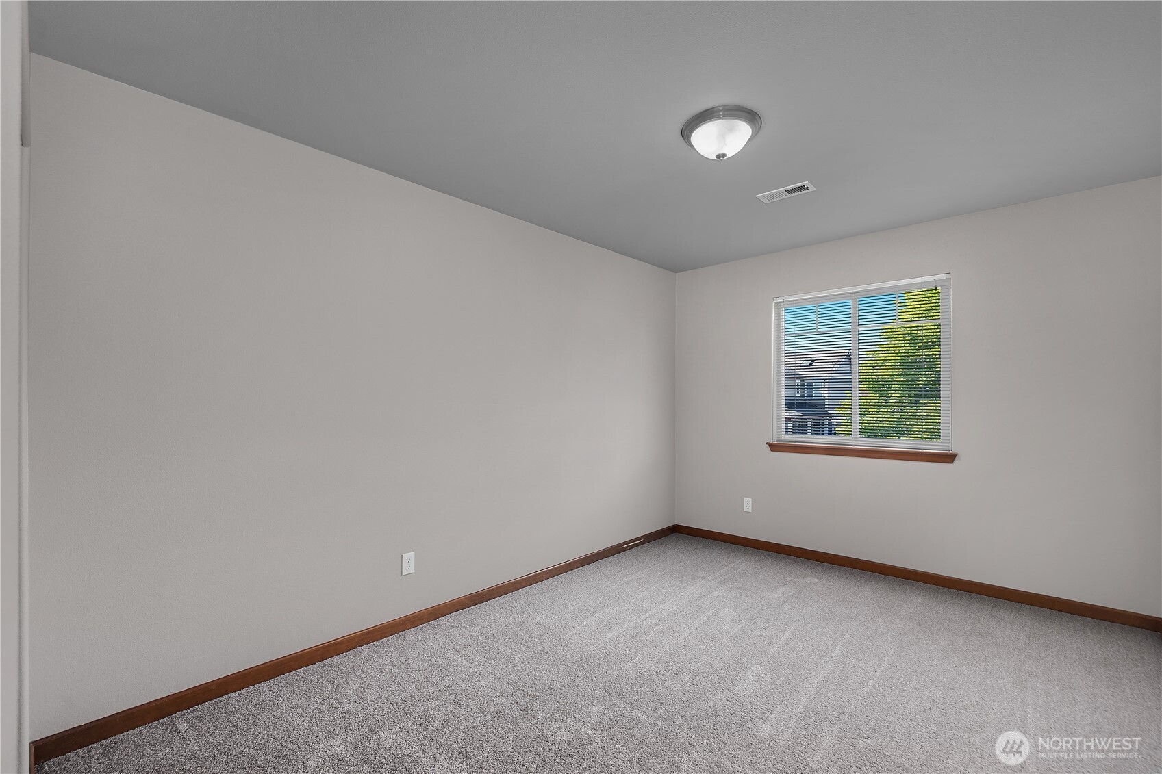 4634 Rochelle Street Property Photo 22