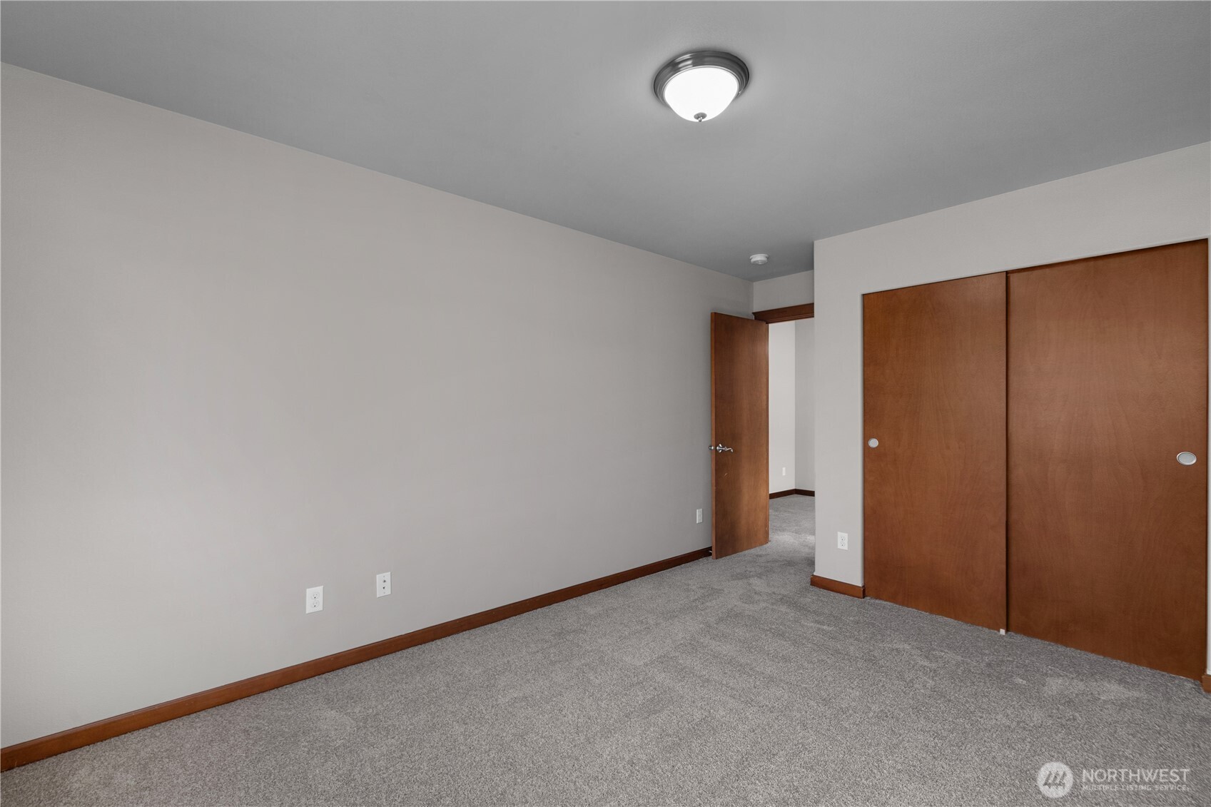 4634 Rochelle Street Property Photo 23
