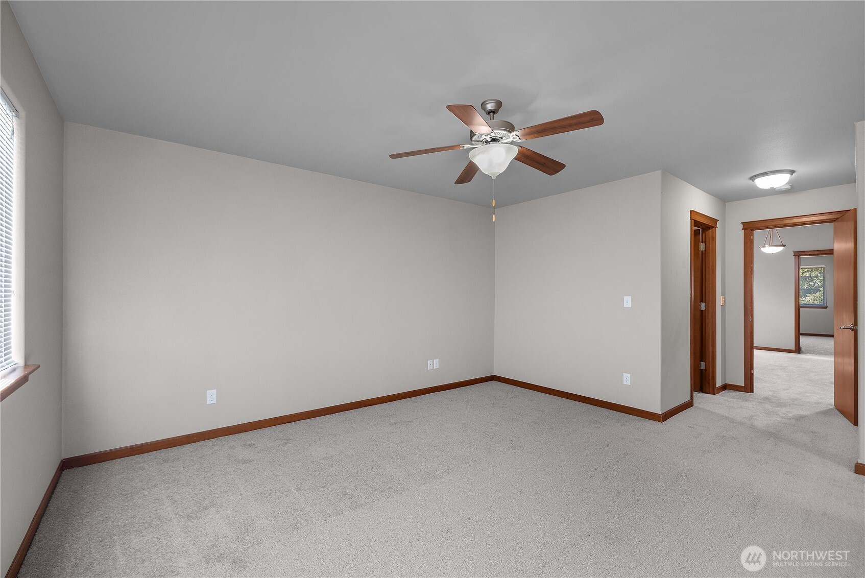 4634 Rochelle Street Property Photo 26
