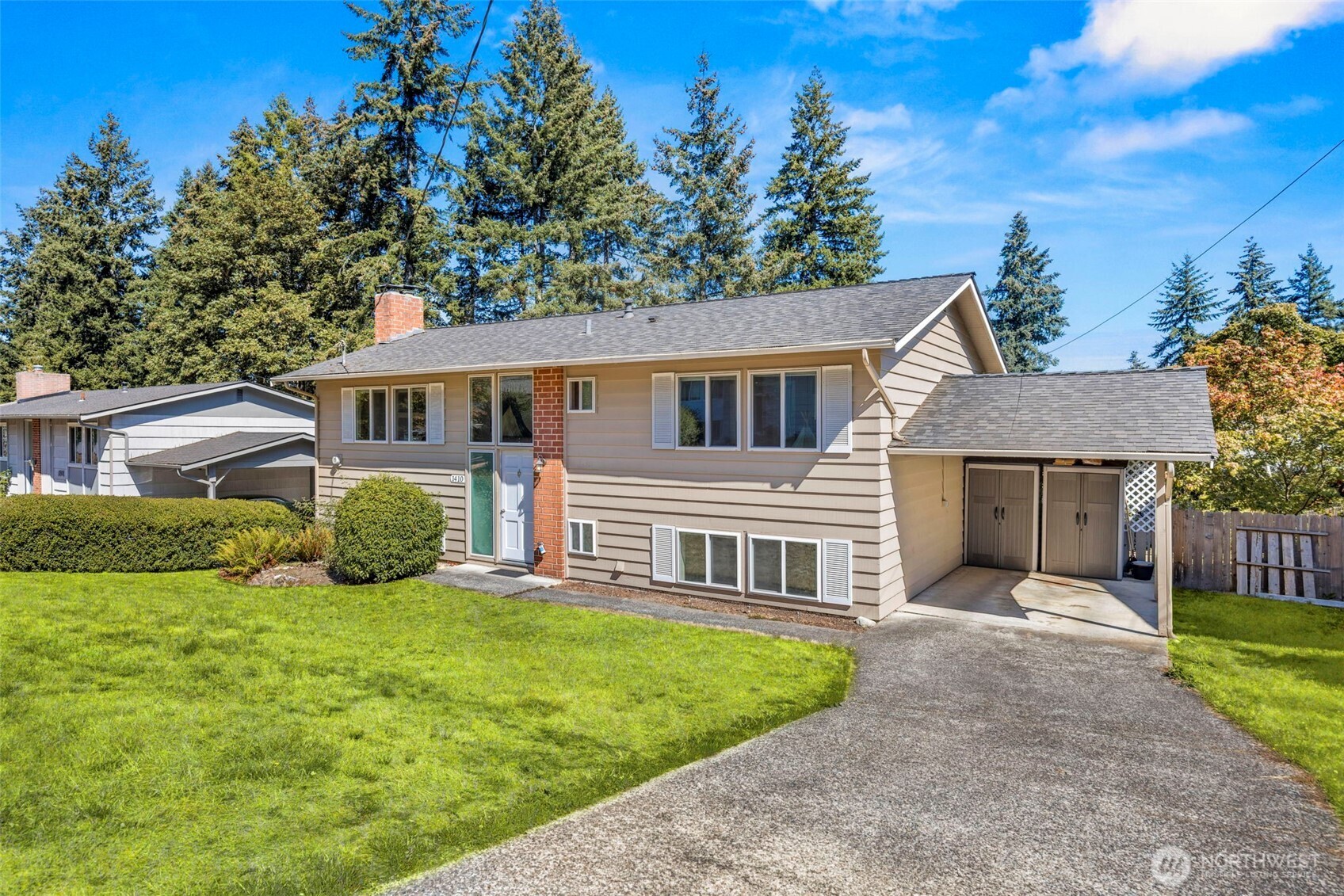 1410 150th Street Property Photo 2