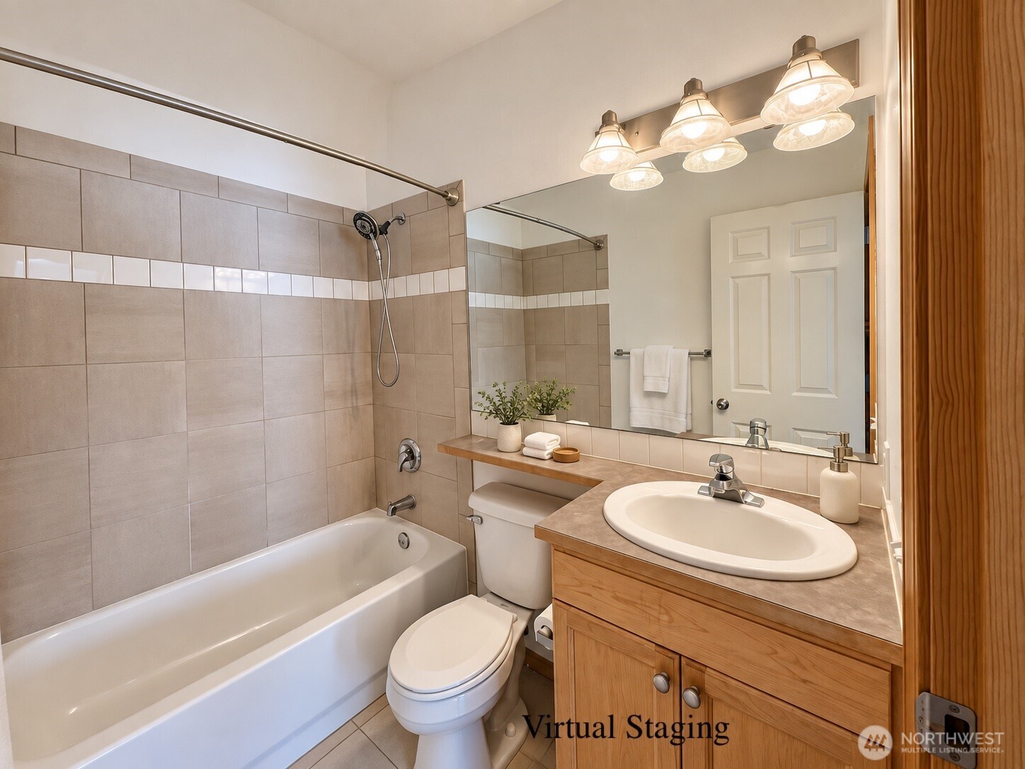 432 Ne Ravenna Boulevard 401 Property Photo 13