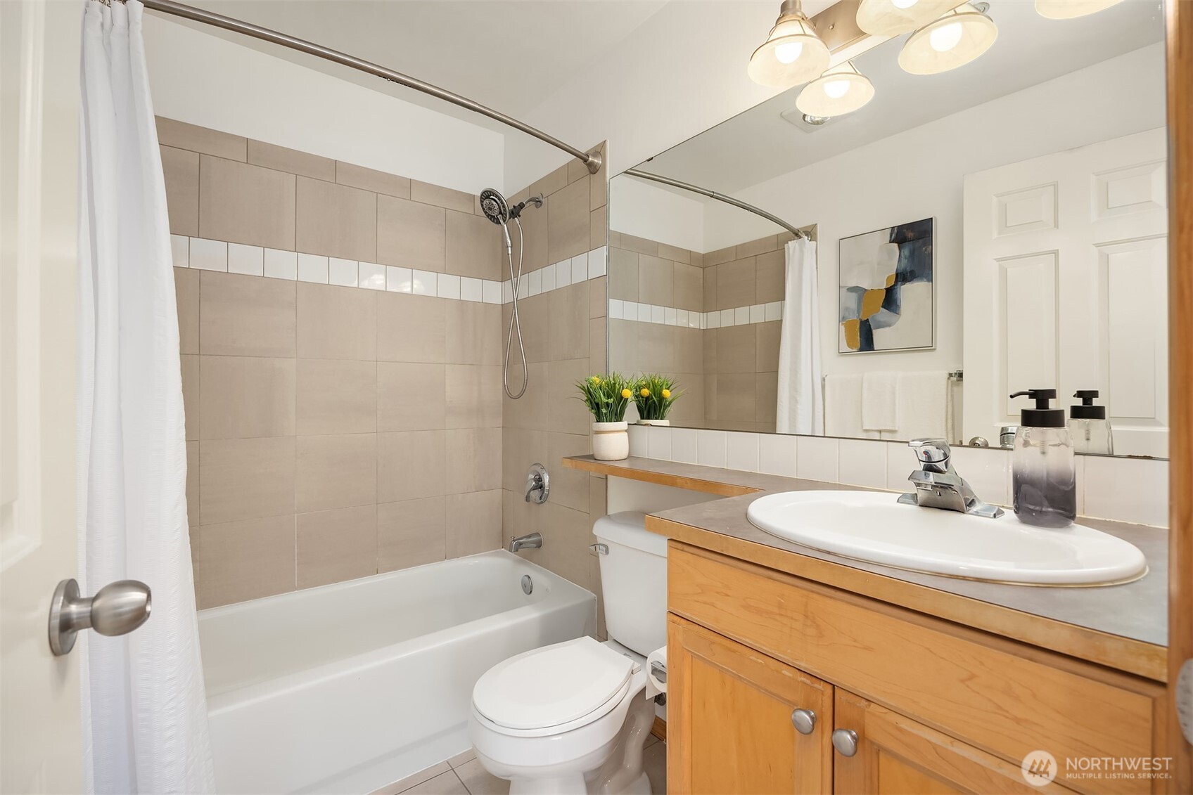 432 Ne Ravenna Boulevard 401 Property Photo 16