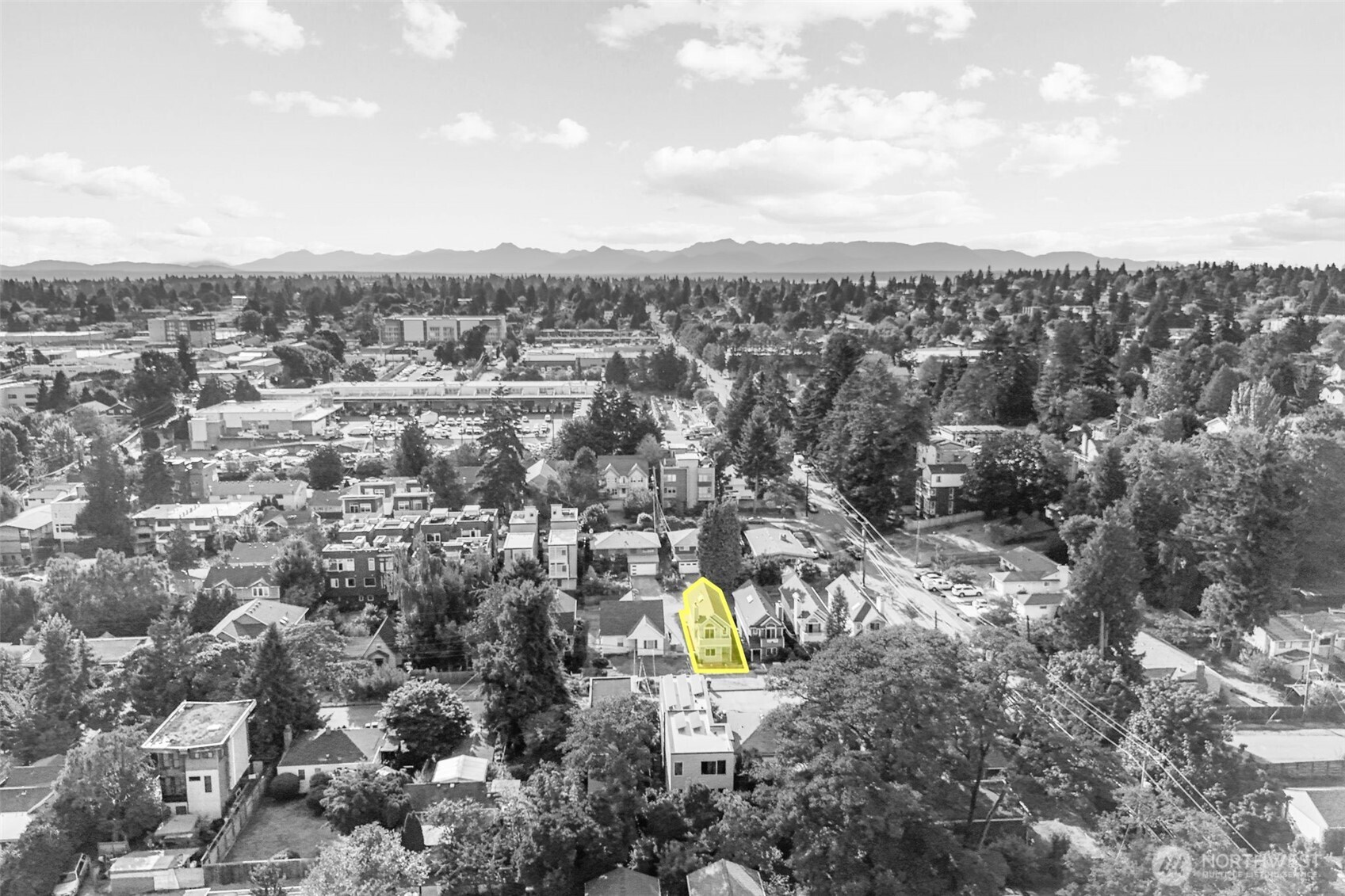 9751 Densmore Avenue Property Photo 30