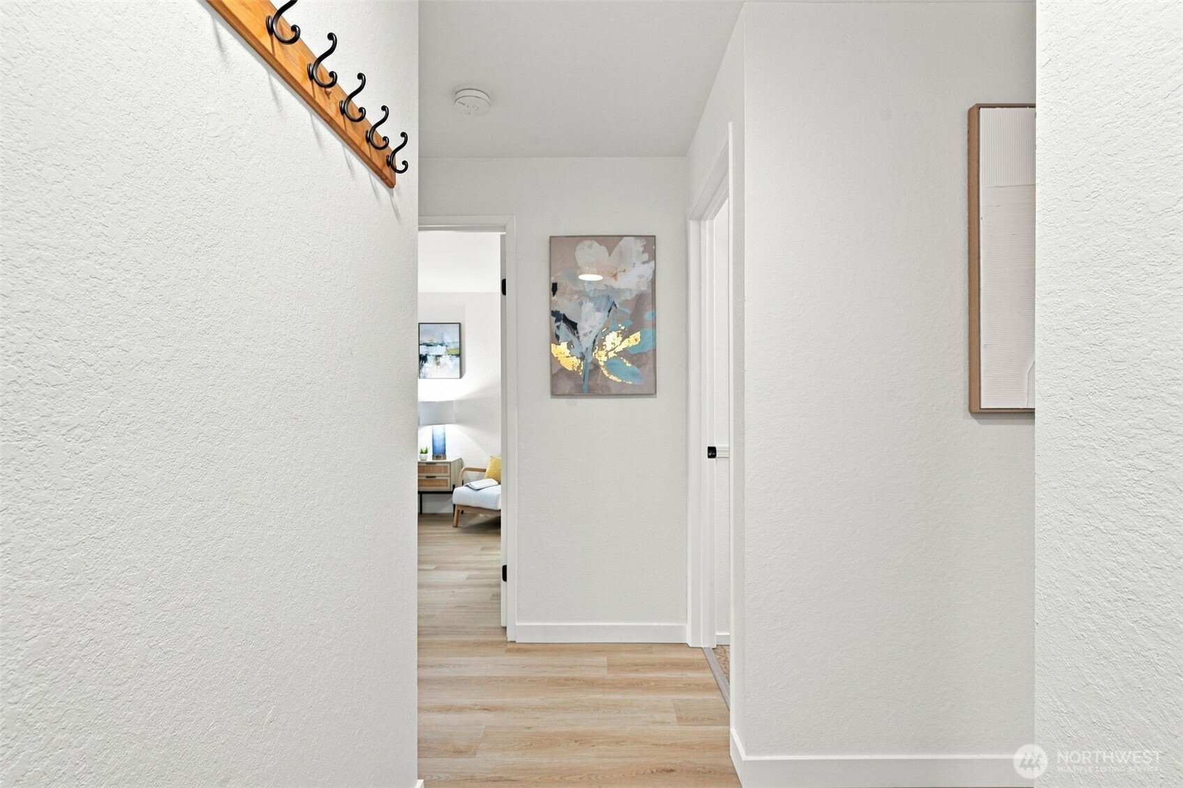 4187 W Lake Sammamish Parkway B207 Property Photo 2