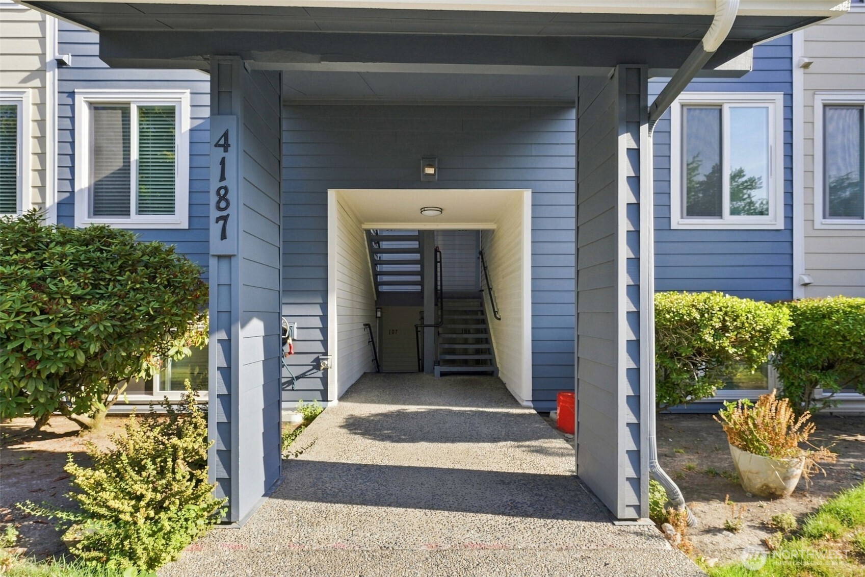 4187 W Lake Sammamish Parkway B207 Property Photo 26