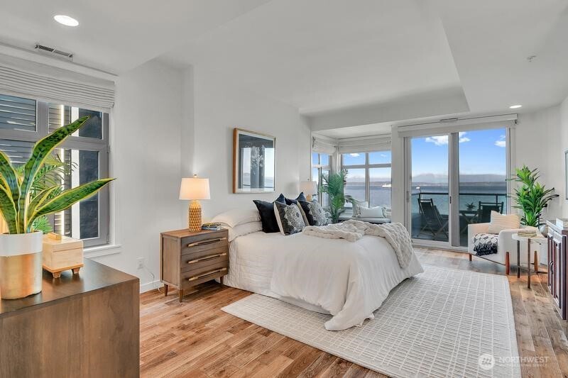 1374 Alki Avenue 400 Property Photo 16