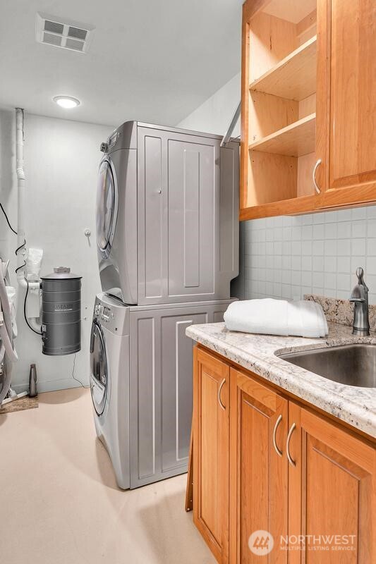 1374 Alki Avenue 400 Property Photo 22