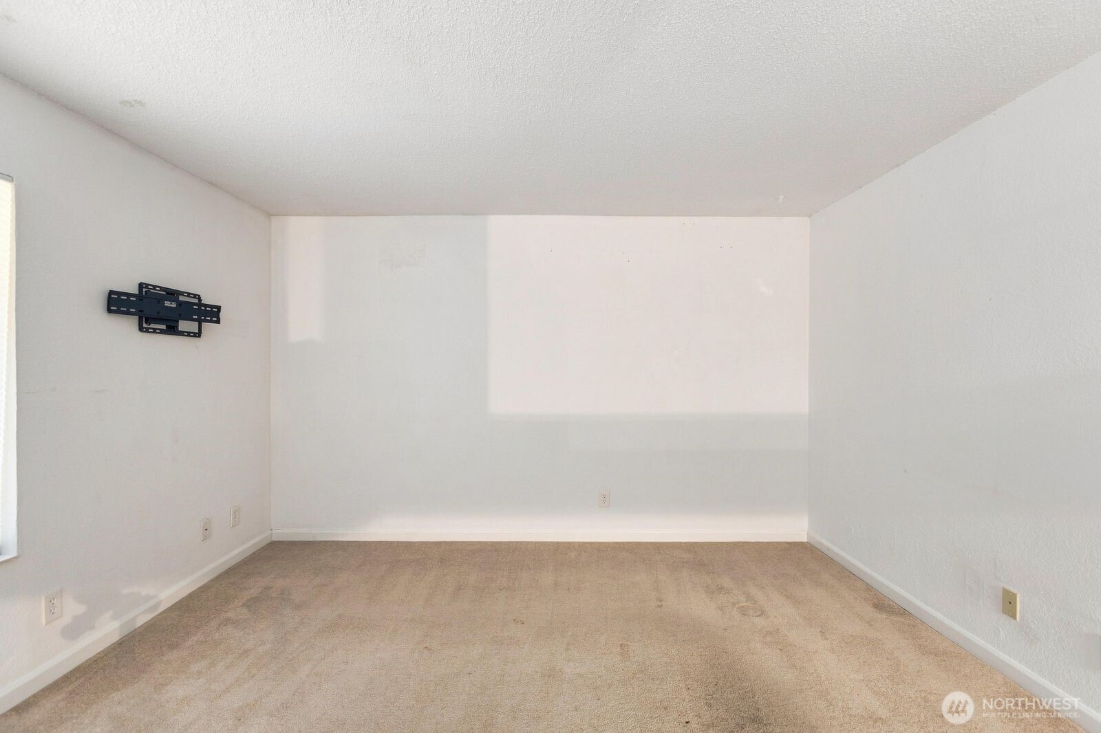 14010 Juanita Drive C6 Property Photo 9