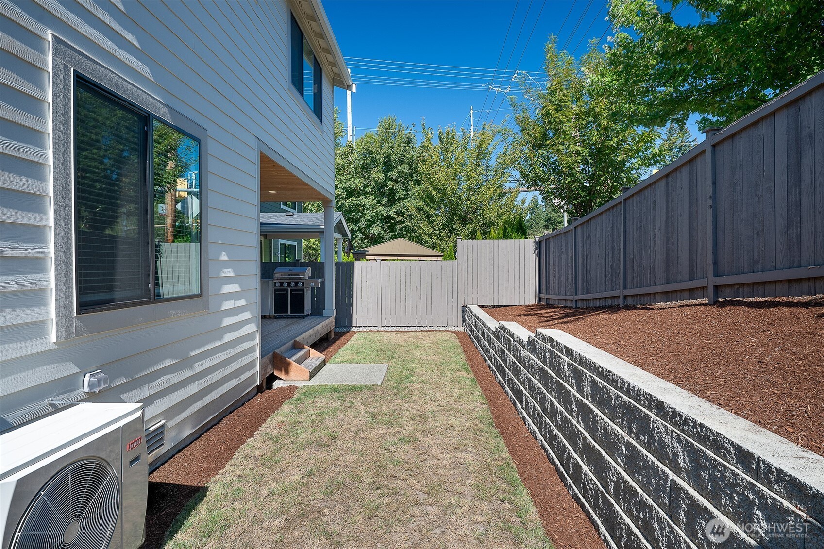 19226 139th Place Property Photo 31