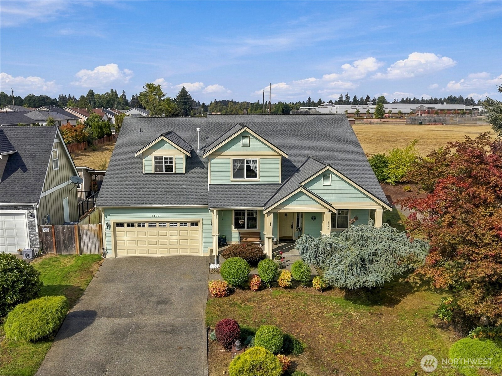 5103 80th Street Property Photo 2