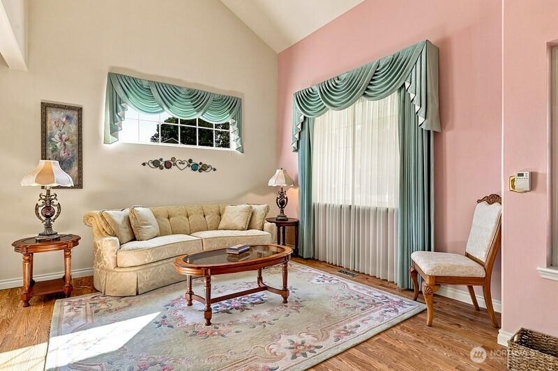 5103 80th Street Property Photo 6