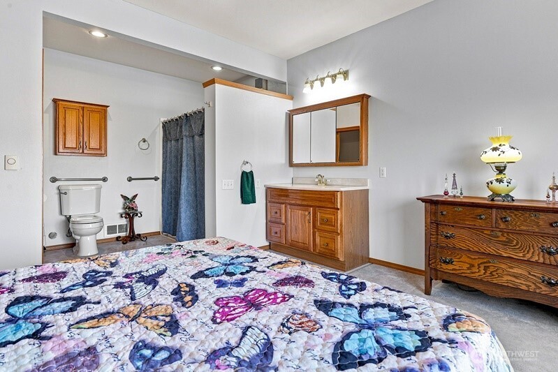 5103 80th Street Property Photo 19