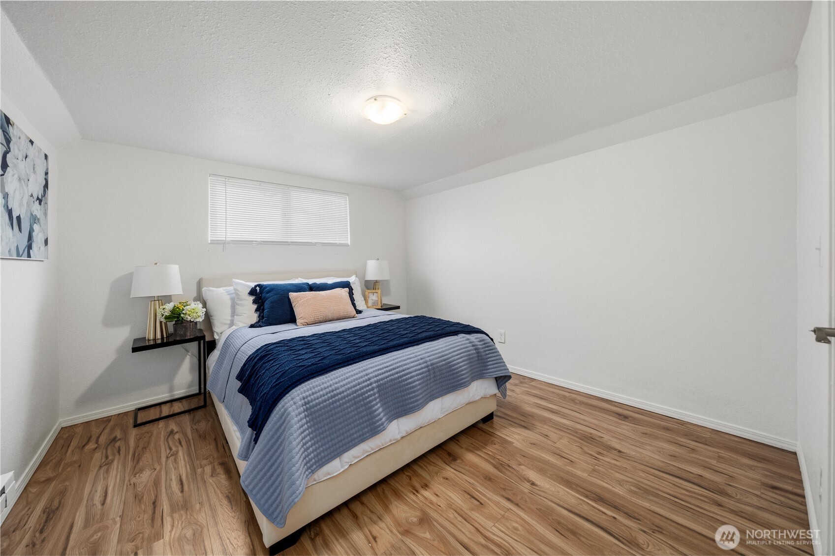 535 Morris Avenue Property Photo 12