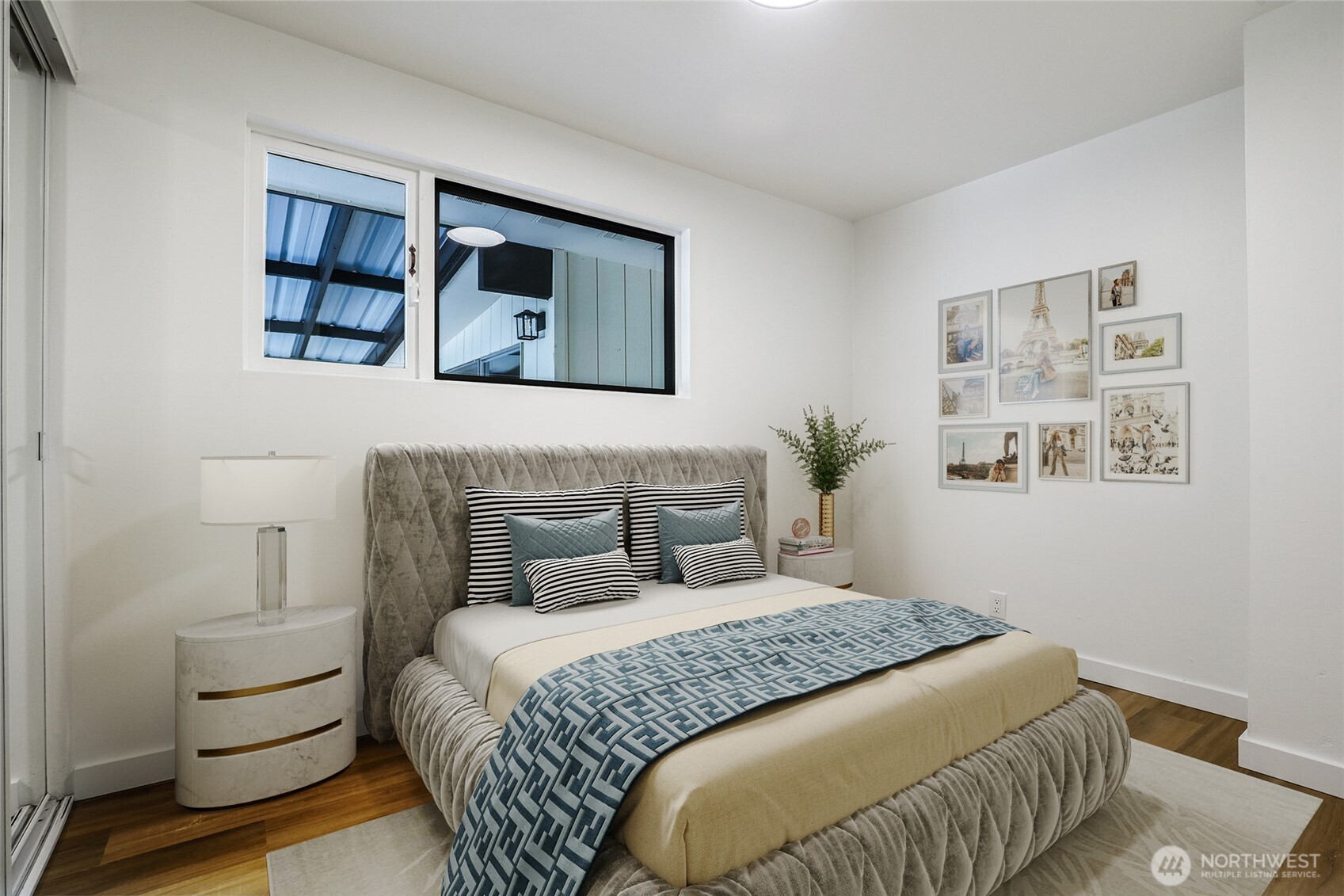 20224 1st Place Property Photo 16