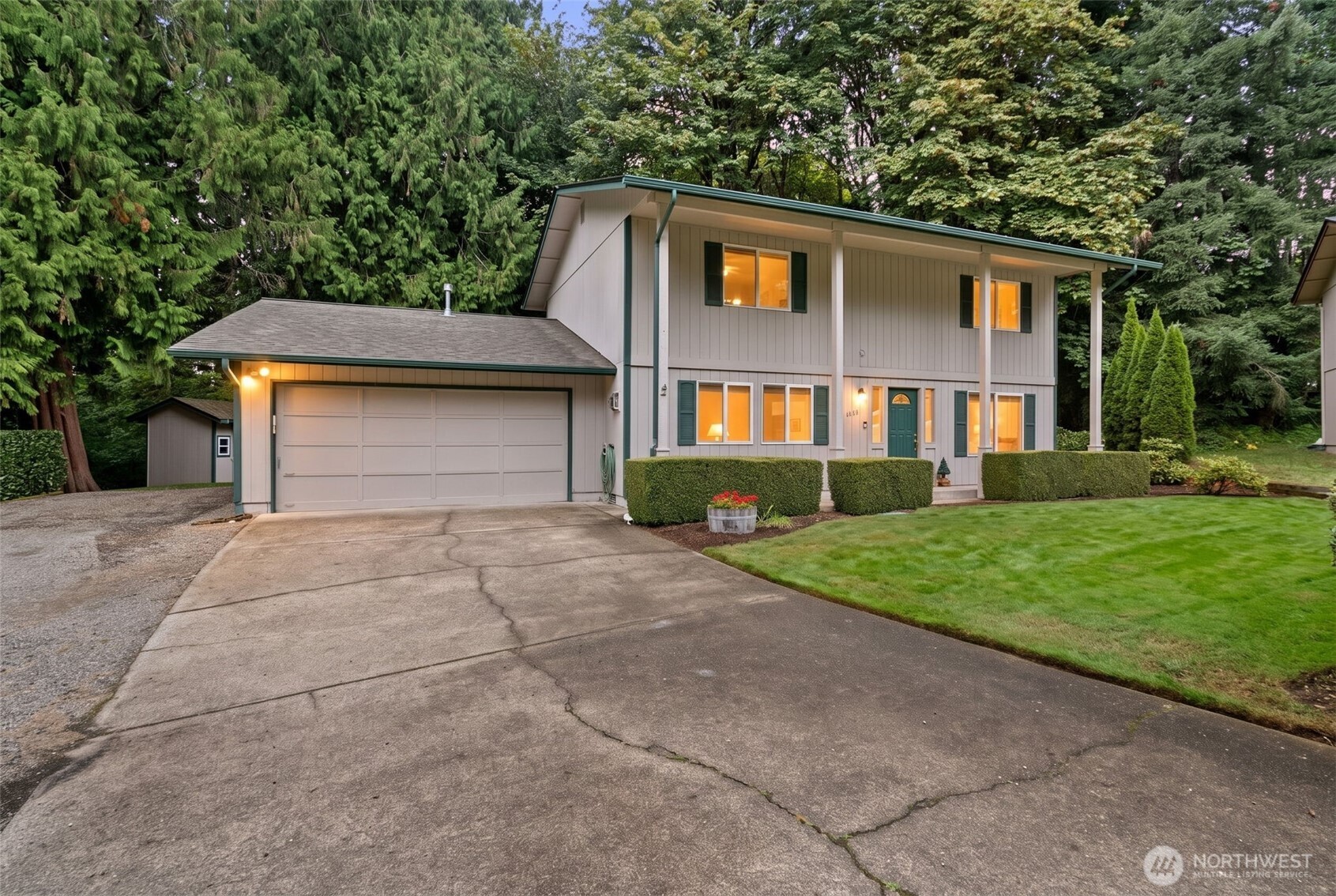 6607 Foster Drive Property Photo 1